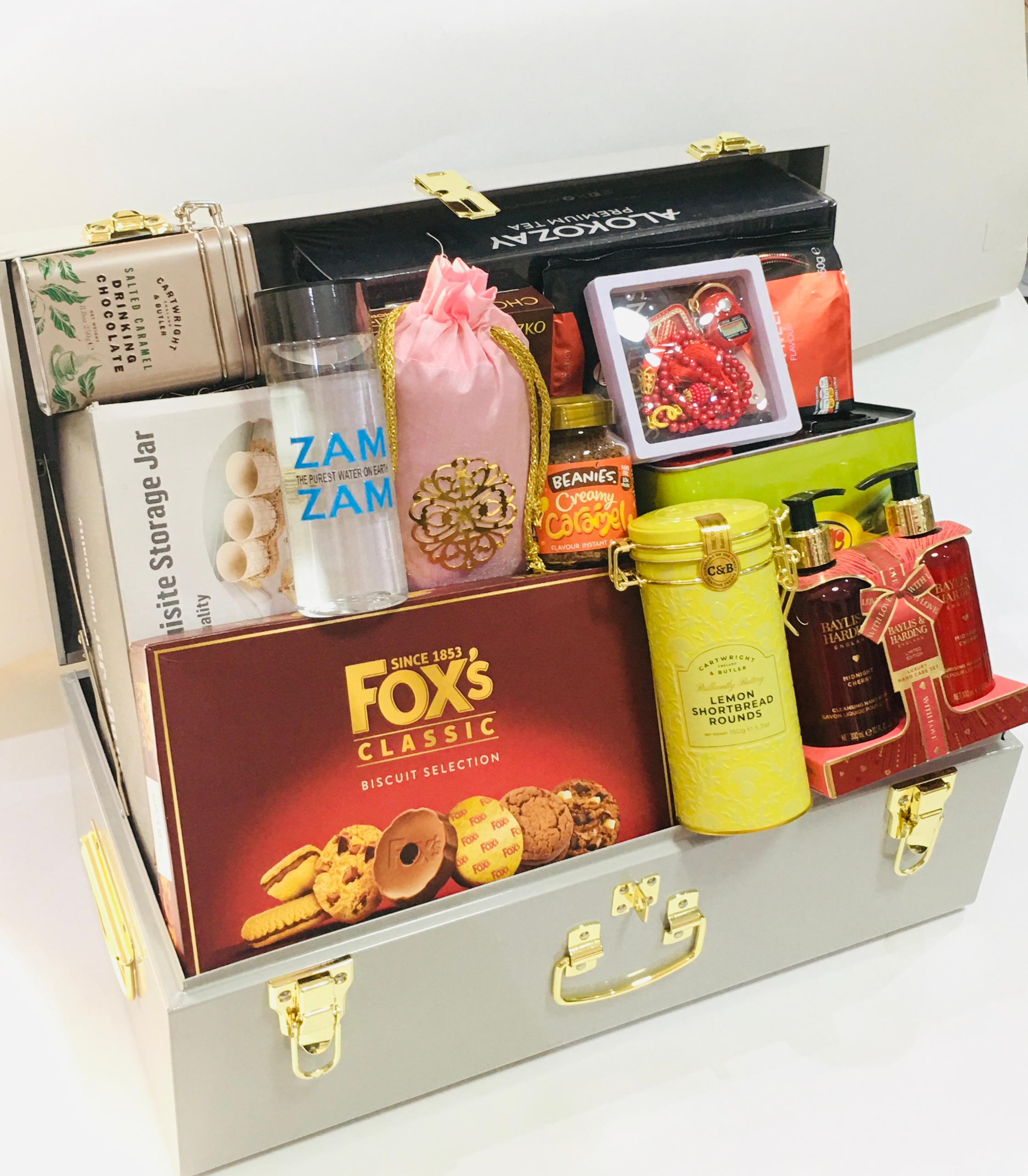 Iftar Treats Gift Basket